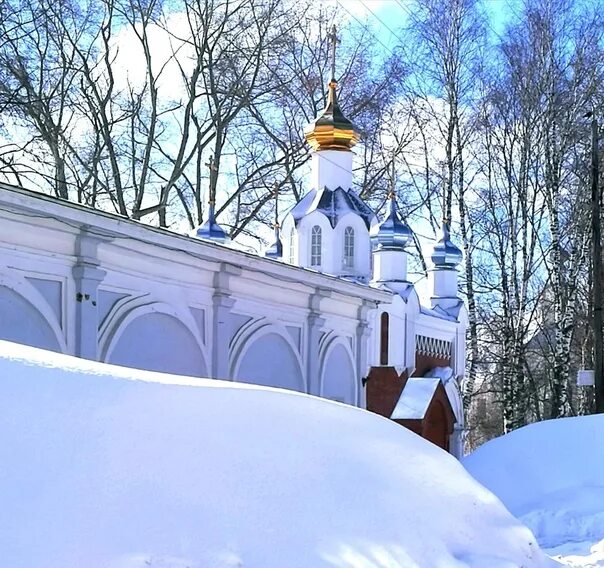 Подслушано чердынь барахолка в контакте. Зимняя Чердынь. Чердынь зимой. Метелица Чердынь. Чердынь новый год.