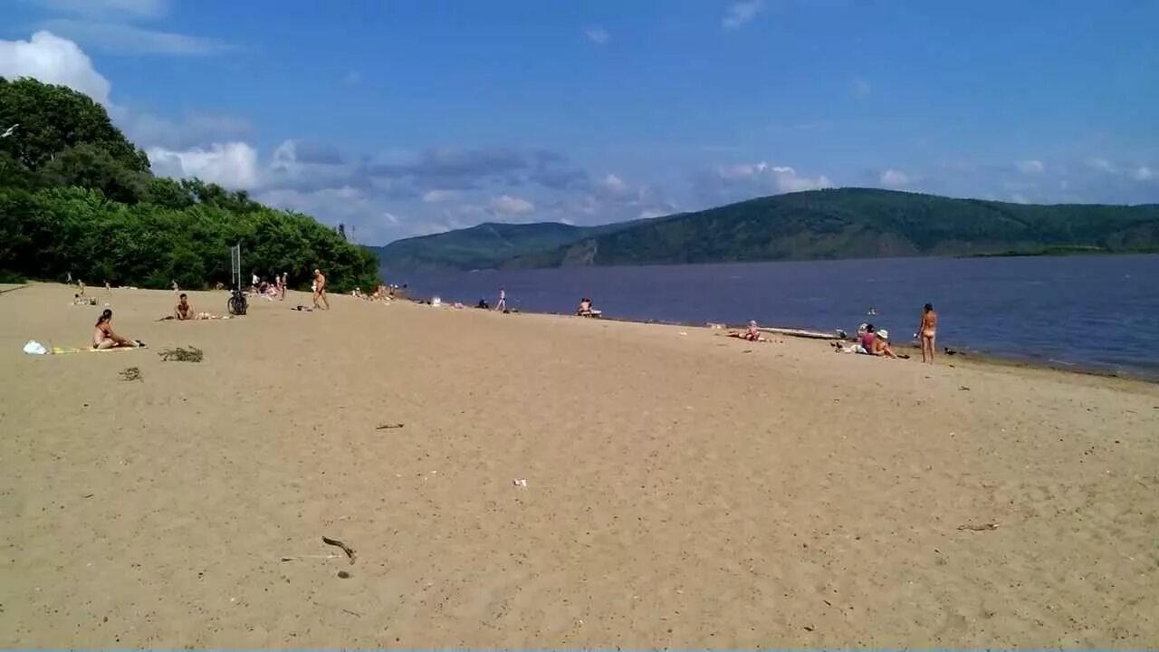 Амур в какое море. Комсомольск на Амуре пляж. Комсомольск на Амуре море город. Городской пляж в Комсомольске на Амуре. Пляж Дельфин Комсомольск на Амуре.