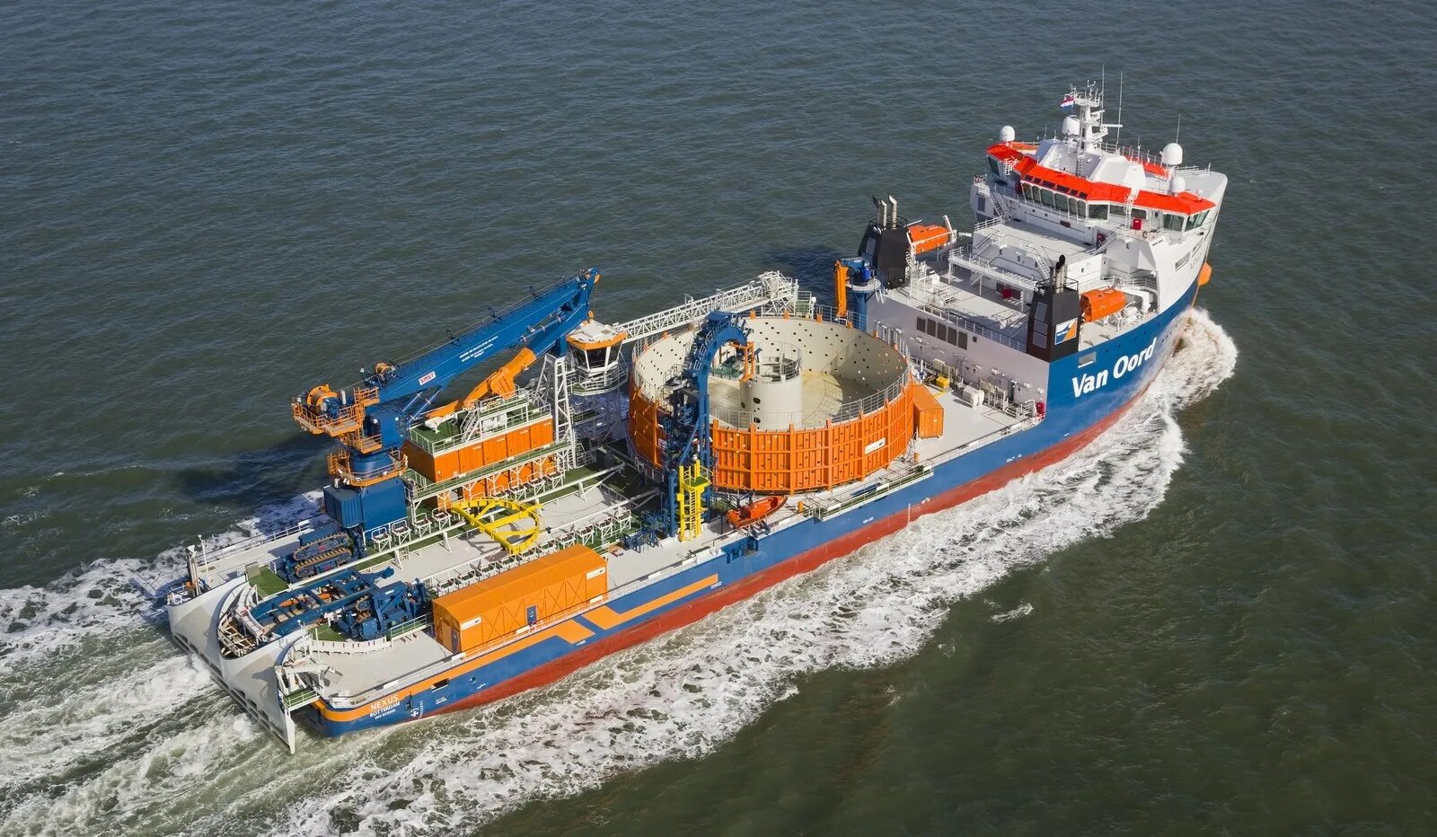 Van oord судно. Cable laying. Телекоммуникационный кабель. Cable laying vessel. Cable laying.
