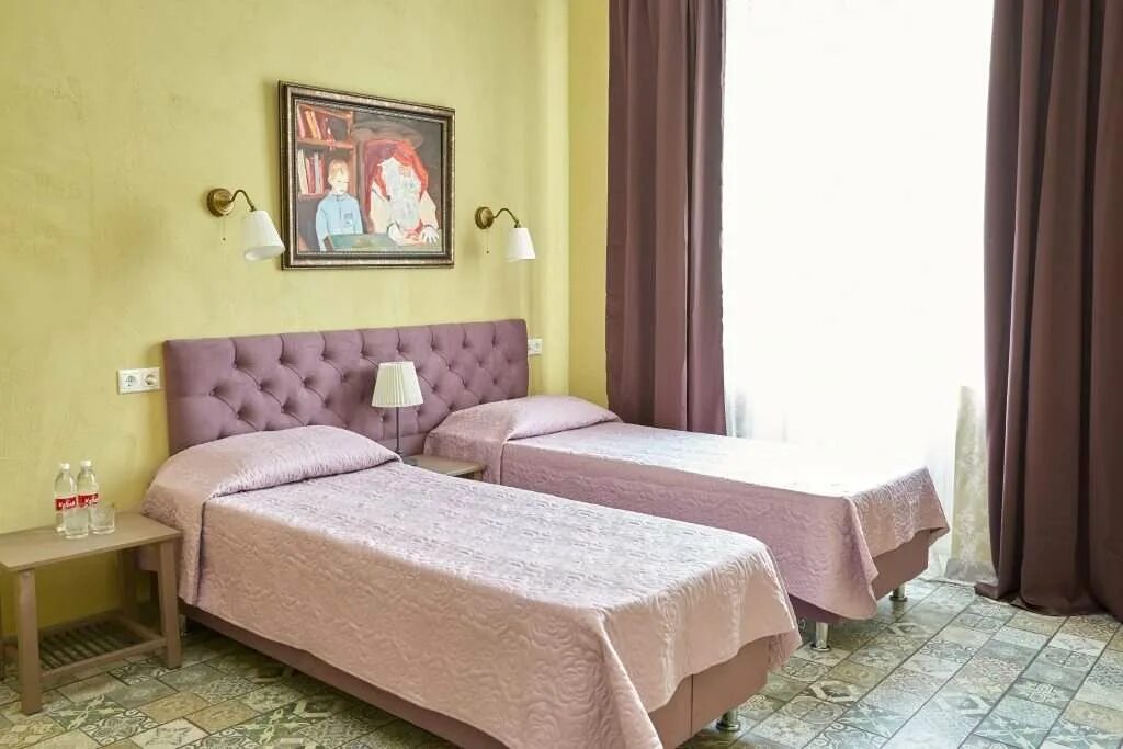 Серый гусь сочи. Гостиница гусь. Интернациональная улица 22 гусь-хрустальный. Остиница "мещера" (гусь хрустальный). Гостиница гусь.