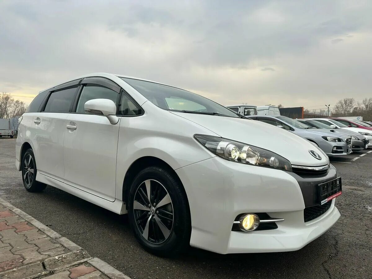 Тойота Виш 2014. Toyota Wish 2014. Тойота Виш 2014г. Toyota Wish 2014 g комплектация. Тойота виш 2014 год