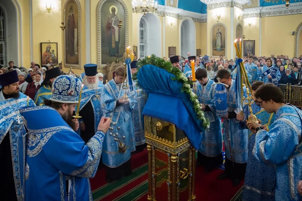 Покровский храм Пенза. Архиерейские службы Пензенская епархия. Пенза храм на Арбате. Архиерейское богослужение пензенская епархия