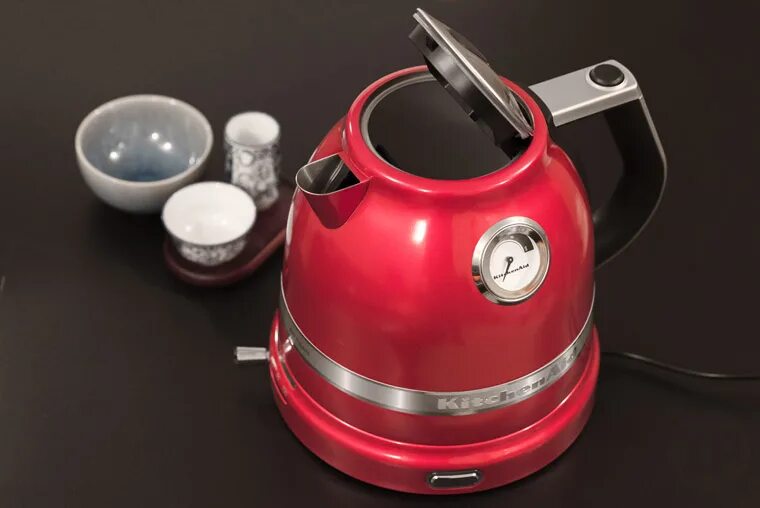 Kitchenaid 5kek1522. Kitchenaid 5kmt221. Чайник. Чайник на газ плиту. Чайник на 5 минут.