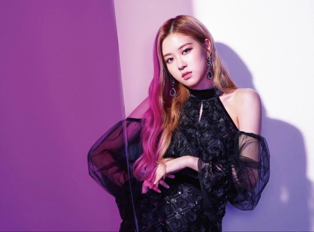 Розэ blackpink. Розе блэк пинк 2022. Розэ из блэк пинк. Blackpink rose с красными волосами. Как выглядит розе из блэк пинка.