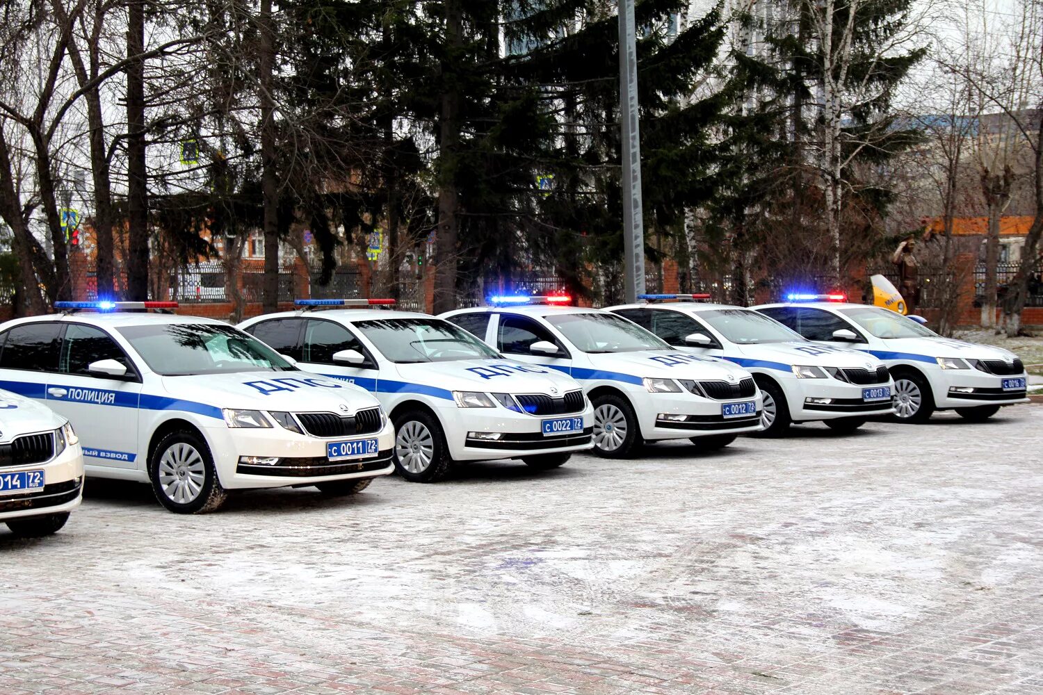 Патрульная машина гибдд. Škoda Octavia Police.