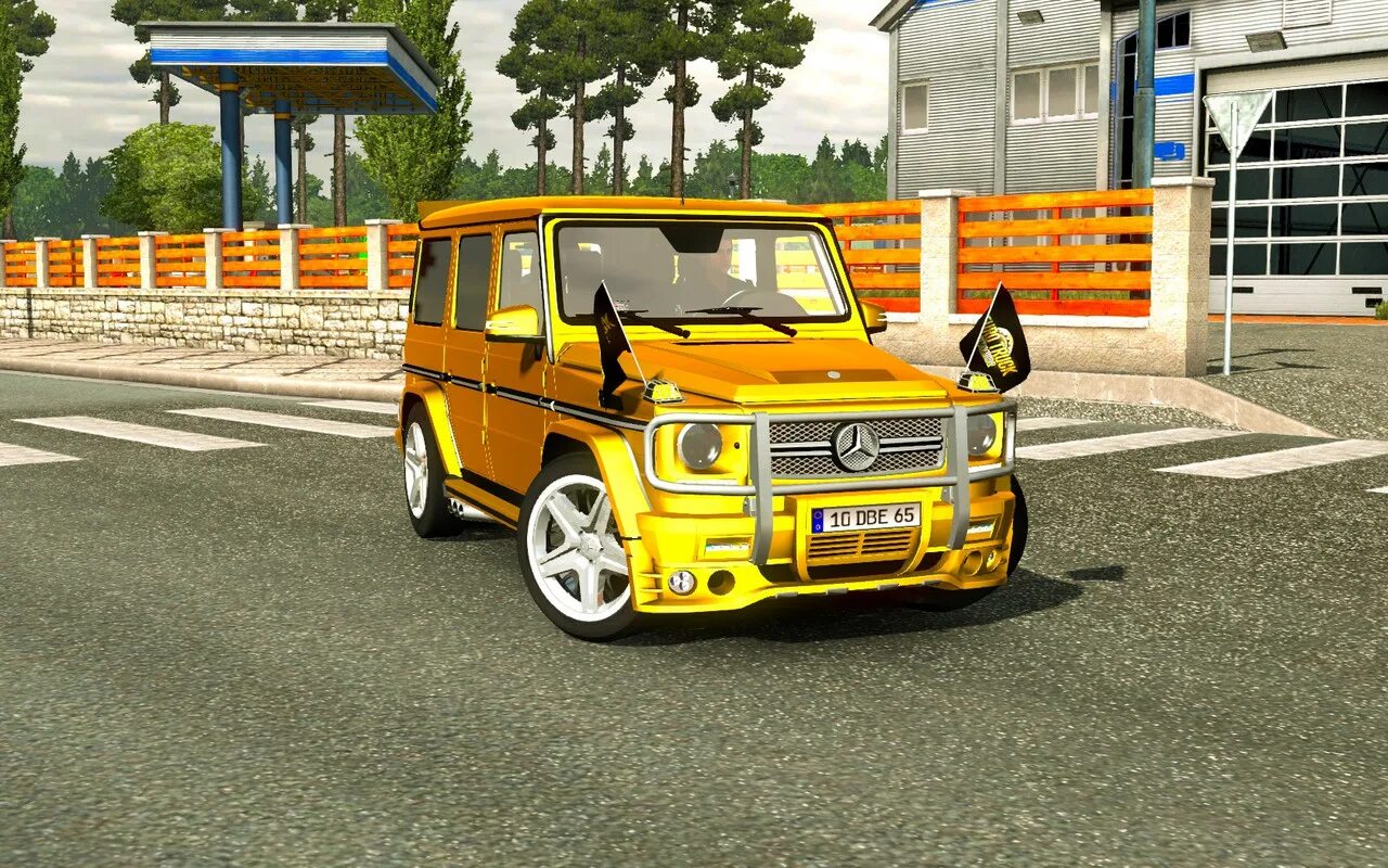 Золотой гелендваген. G63 amg. Золотой гелик нюкема. Игра машина гелик. Мерседес amg g63 желтый.