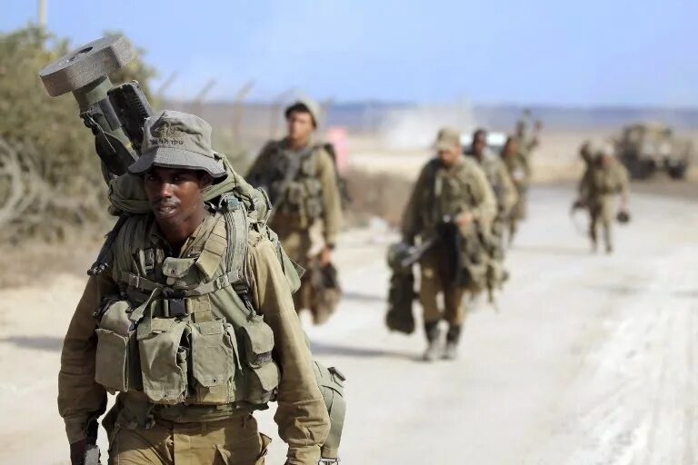 «нерушимая скала» в газе. Операция страж стен. Береты в армии цахал. Солдаты цахал 2006. Сухопутная операция.