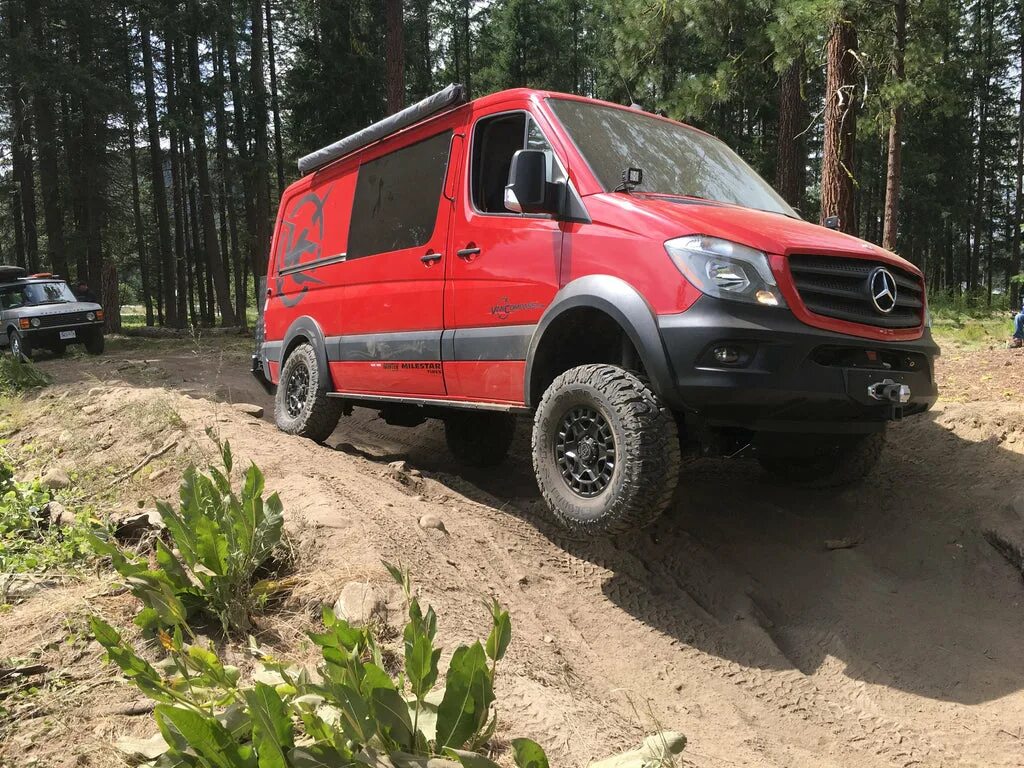 Мерседес Спринтер 4х4 off Road. Mercedes Sprinter 4x4. Мерседес Sprinter 4x4 off-Road. Mercedes Sprinter 4х4. Мерседес 4х4 купить