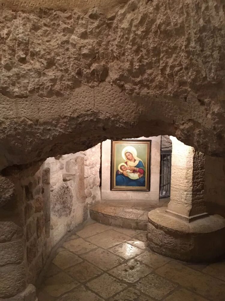 рождественский вертеп иисус христос. вифлеем пещера рождества христова ясли. ясли христа в вифлееме. пещера рождения христа. пещера рождения христа.