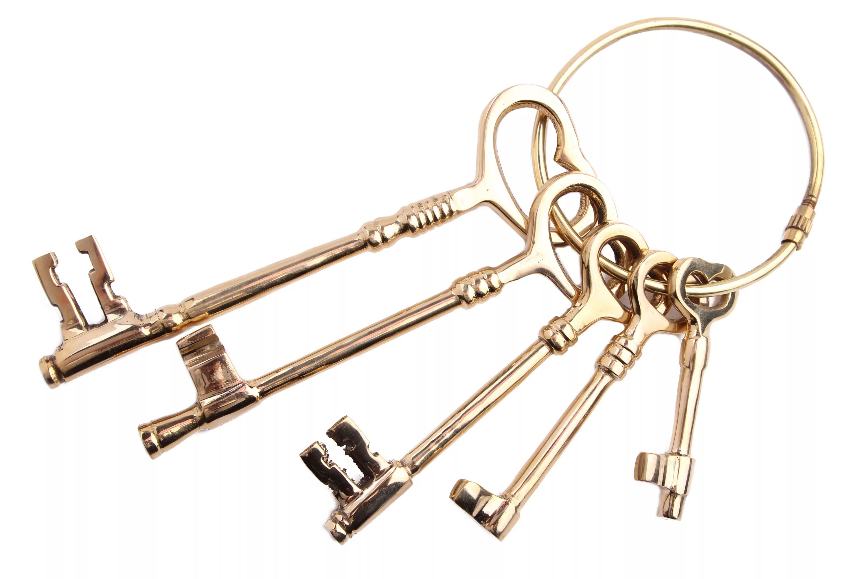 Ключи без смс. Ключ. Связка старинных ключей. Ключ дверной. Современный ключ.