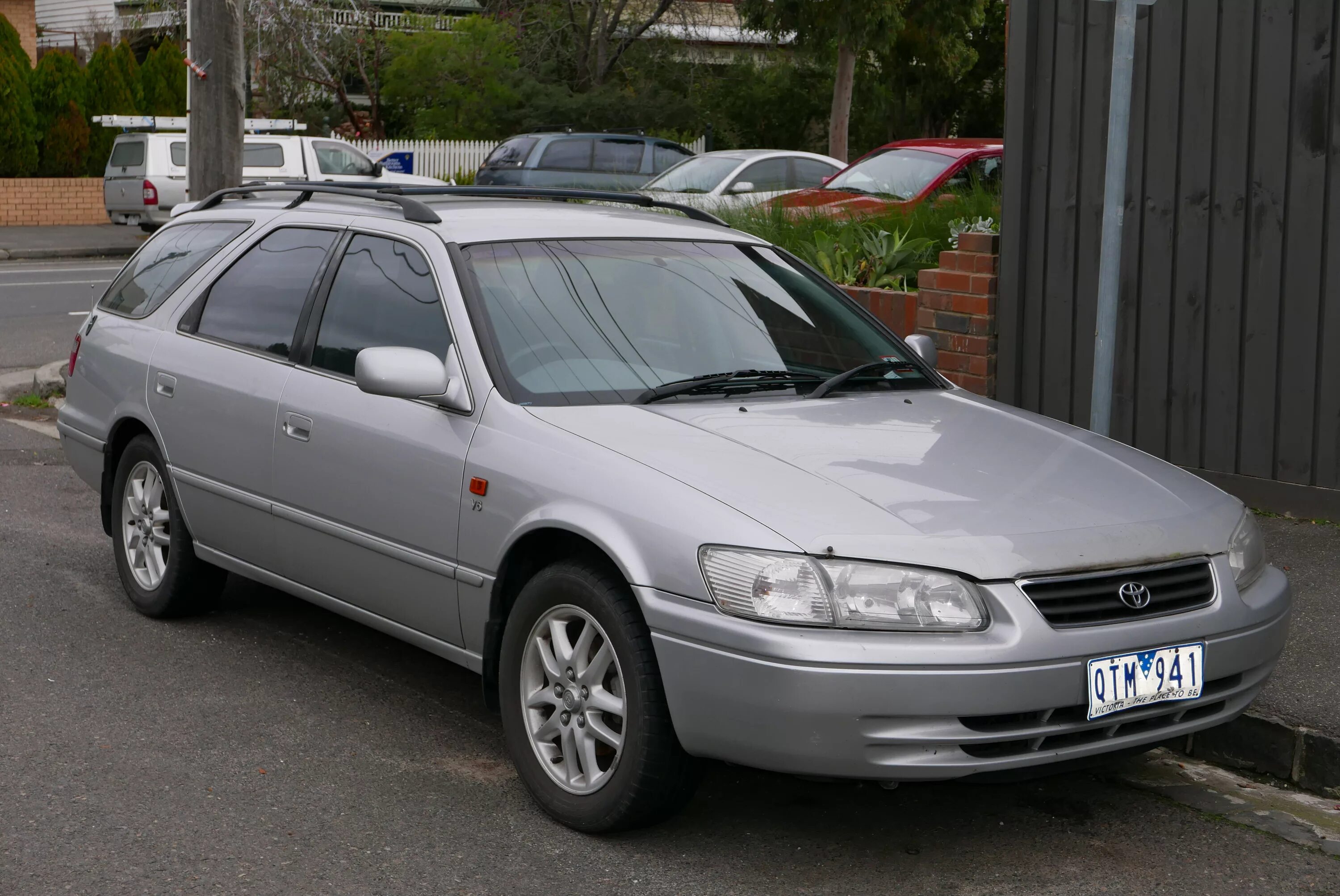 Toyota Camry mcv20. Тойота Камри 2001 универсал. 2001 Toyota Camry XLE v6. Toyota Camry 2001 XLE. Тойота универсал 2001