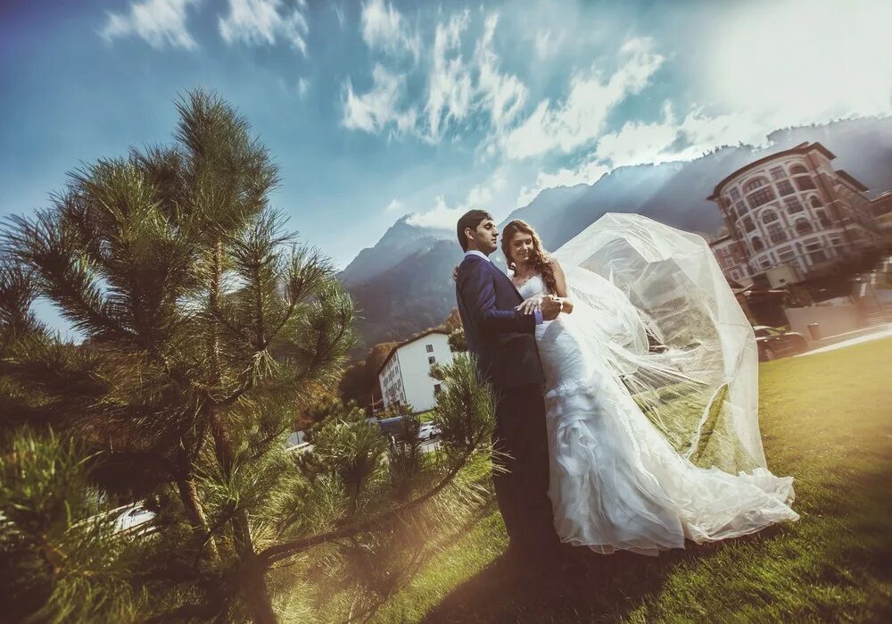 Свадебные фотографы в Сочи в горах. Фотограф Сочи. Женя Запорожская фотограф Сочи.