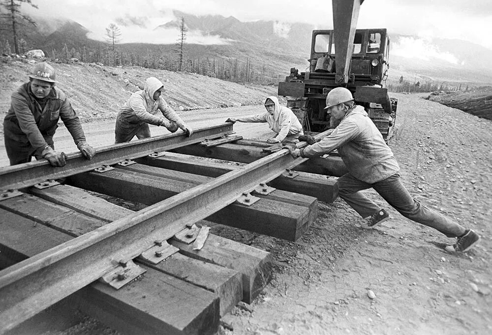 какую железную дорогу построили в 1974 году. байкало амурская магистраль ссср. транссибирская магистраль 1891. первая железная дорога в российской империи. железные дороги российской империи 1890-1914.