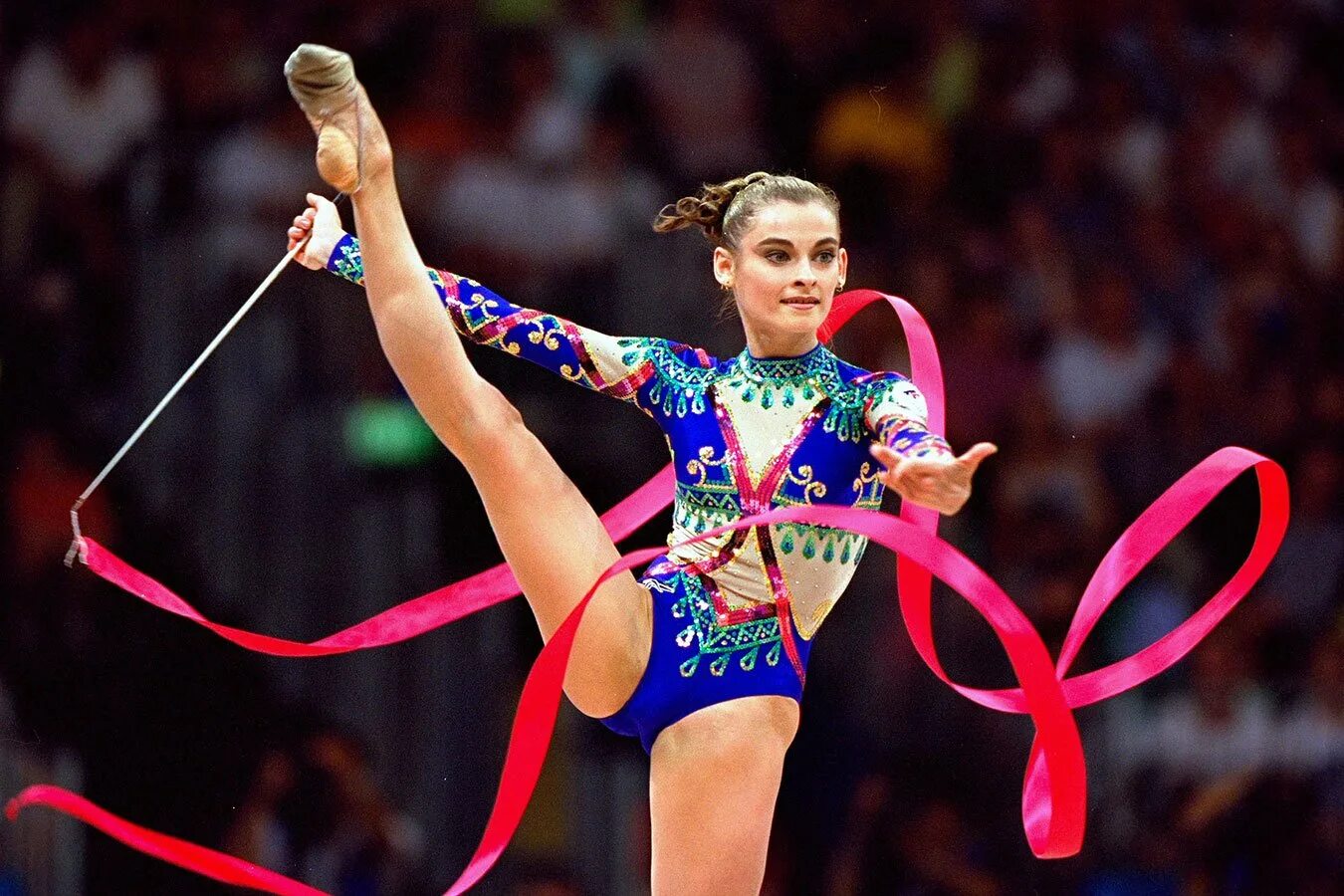 гимнастки 2000 годов. дарья мороз художественная гимнастика. гимнастки 2000 годов. алина кабаева художественная гимнастика. гимнастки 2000 годов.