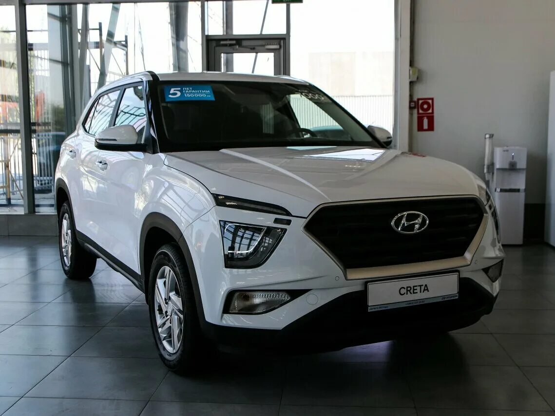 Хендай купить в ростове на дону новый. Hyundai Creta 2022. Новый Хендай Крета 2022. Хендай Крета 2022 белая. Крета 2022 серебро.