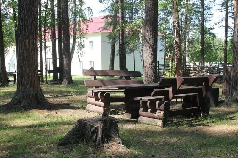 Солнечный мостовское. Солнечный берег Челябинск мангальные зоны. Загородный комплекс Солнечный остров верхняя Пышма. Солнечный остров турбаза Екатеринбург. Солнечный остров база отдыха с Мостовское.