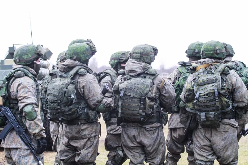 Вс комплект. Комплект боевой экипировки ратник. Комплект ратник 2. Ратник 2 российская боевая экипировка. Вс комплект.