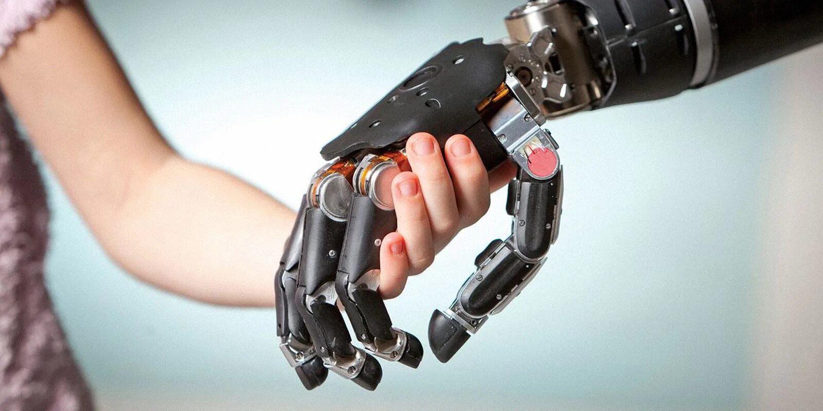 Touch Bionics протезы. Бионический протез Bionic. Джесси Салливан бионические протезы. Робот протез.