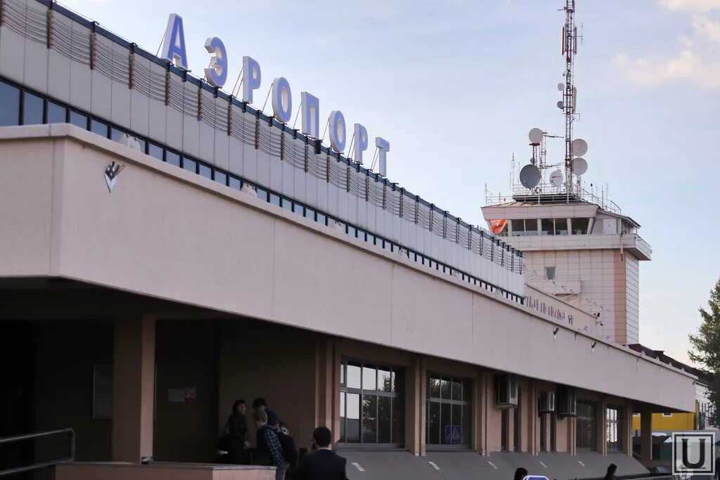 Аэропорт тюмень фото. Старый аэропорт тюмень. аэропорт рощино старый. аэропорт тюмень ссср. аэропорт тюмень фото 2025.
