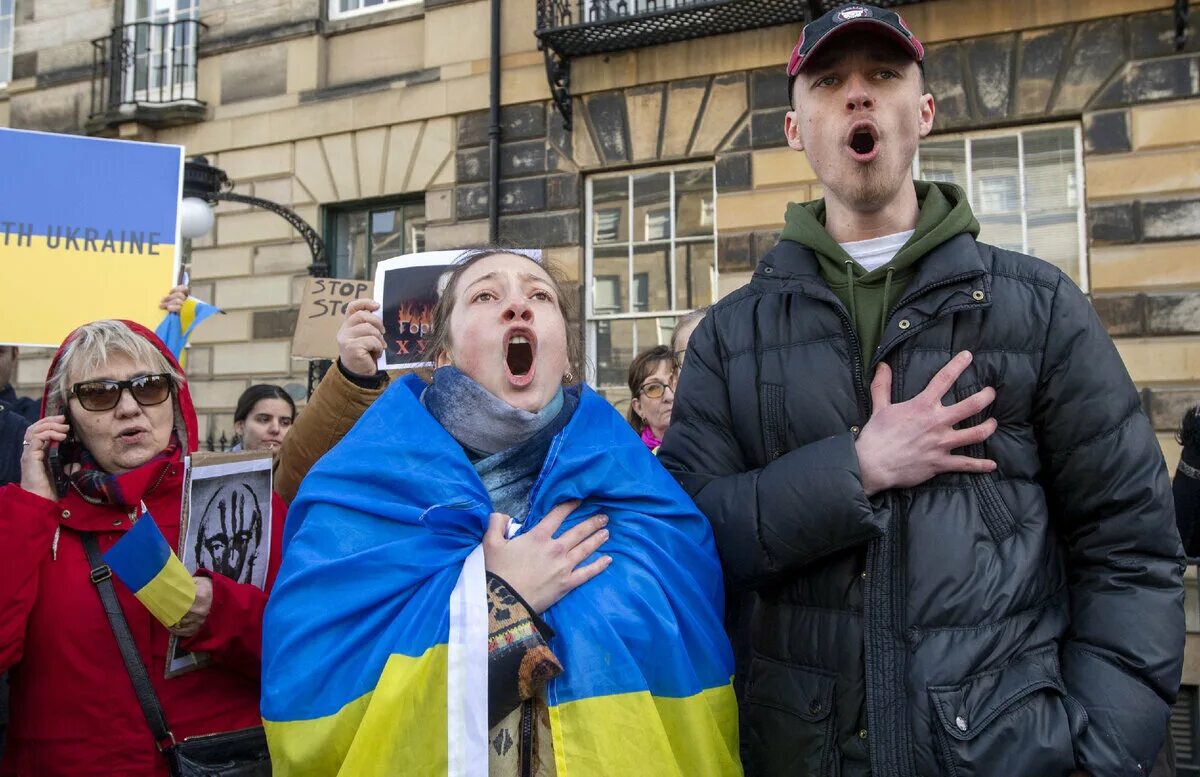В каком году признали украину украиной. Украинские Лидеры. Европейские русские. Украина государство. Украина мы европейцы.