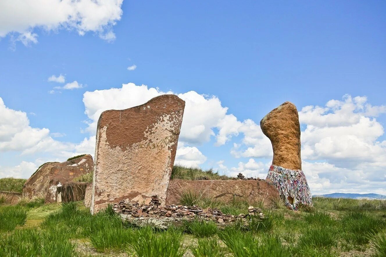 Горный хребет оглахты. Рыбалка без секретов хакасия красноярский край и туча. Круг на тропе предков. Гора тепсей. Секреты хакасии.