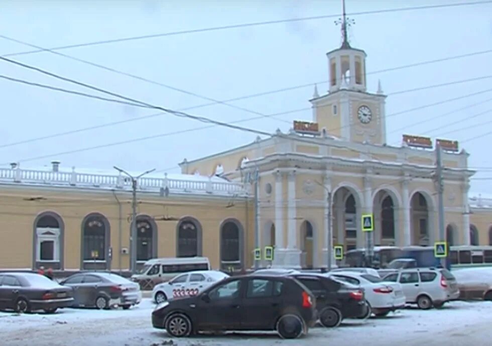 Здание вокзала Ярославль главный. Ярославль главный вокзал зимой. Вокзал Ярославль-главный Ярославль. Здание вокзала "Ярославль главный", пл. Ярославль главный, 1. Сайт ярославля главного