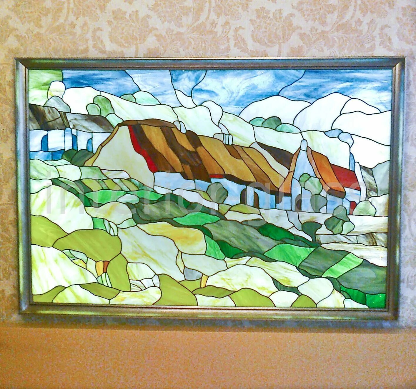 витраж тиффани с фьюзингом. витражное панно на стену. витражное панно. витраж в технике тиффани. панно из витражного стекла.