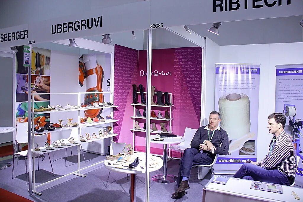 Reg cpm. Cpm collection premiere moscow. стенд на cpm. cpm выставка 2025. фото выставки cpm в москве.