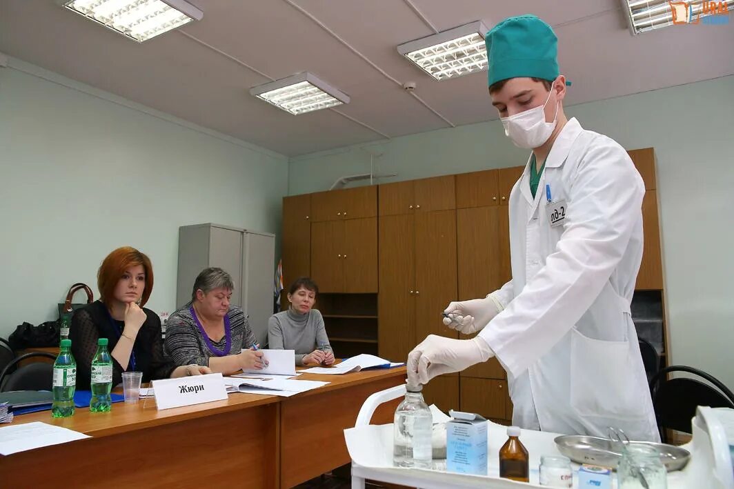 Мед колледжи тюменской области. Медицинский колледж тюмень после 9 класса. Рылеева 34 тюменский колледж. Тюменский медицинский колледж — филиал в г. Тобольский многопрофильный техникум сумкино 2018 год.