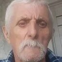 Ей же всего 14. Ей же всего 14