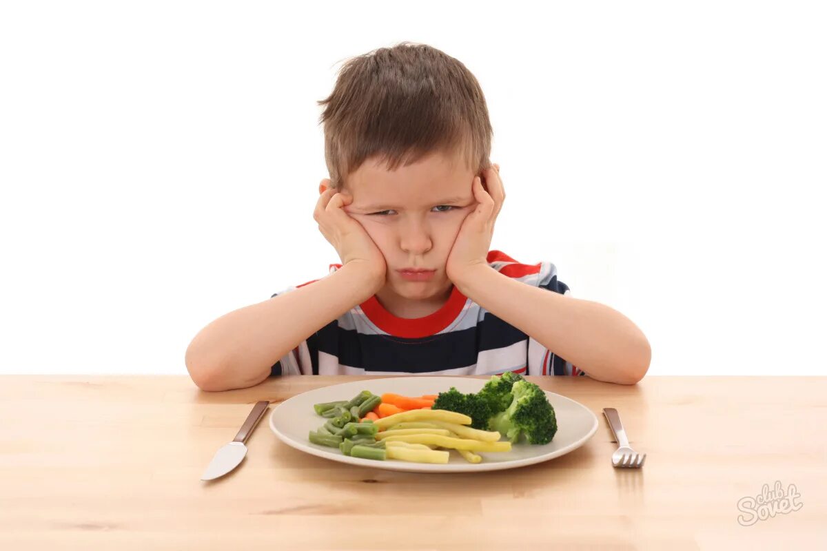 Бывшая не хочет давать ребенка. Еда для детей. Ребенок завтракает. Ребенок не хочет есть овощи. Ребенок отказывается есть.