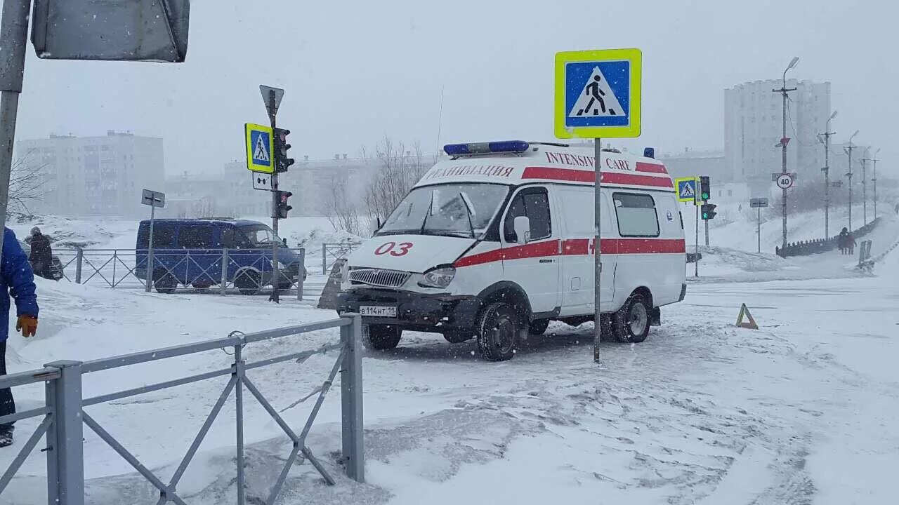 Гбуз рк воркутинская больница скорой медицинской помощи. Скорая медицинская помощь воркута. Воркутинская больница скорой медицинской помощи. Воркутинский медицинский колледж воркута. Скорая медицинская помощь воркута.