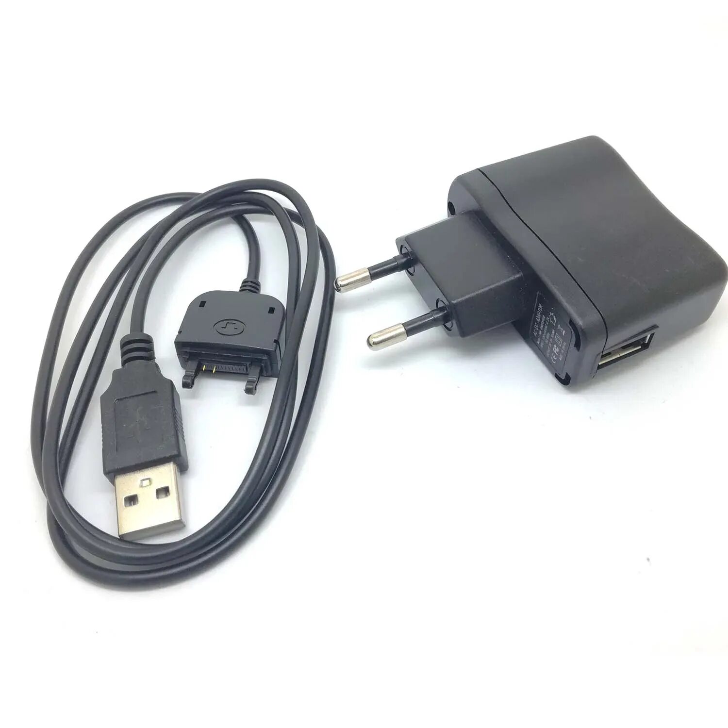 Зарядка сони купить. Кабель USB Sony Ericsson k750. Зарядка Sony Ericsson k-750 k750i. СЗУ Sony-Ericsson k750. Зарядка для сони Эриксон к700.