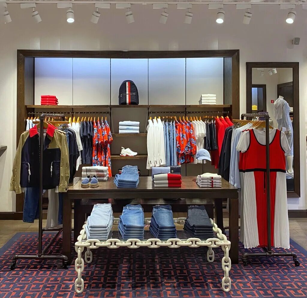 Хилфигер аутлет. Томми хилфигер аутлет белая дача. Томми хилфигер аутлет москва новорижское шоссе. Хилфигер аутлет. Хилфигер аутлет.