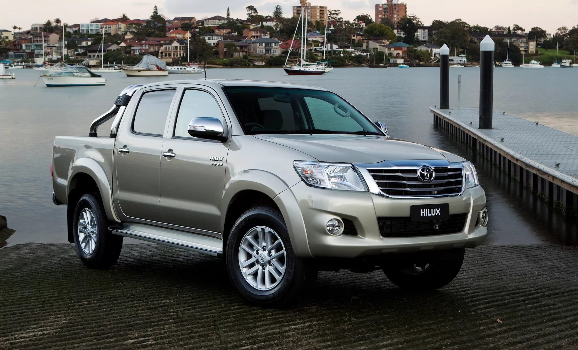 Хайлюкс с пробегом. Тойота хайлюкс 2014. toyota hilux 2014 vigo. тойота хайлюкс 2012. toyota hilux sr5.