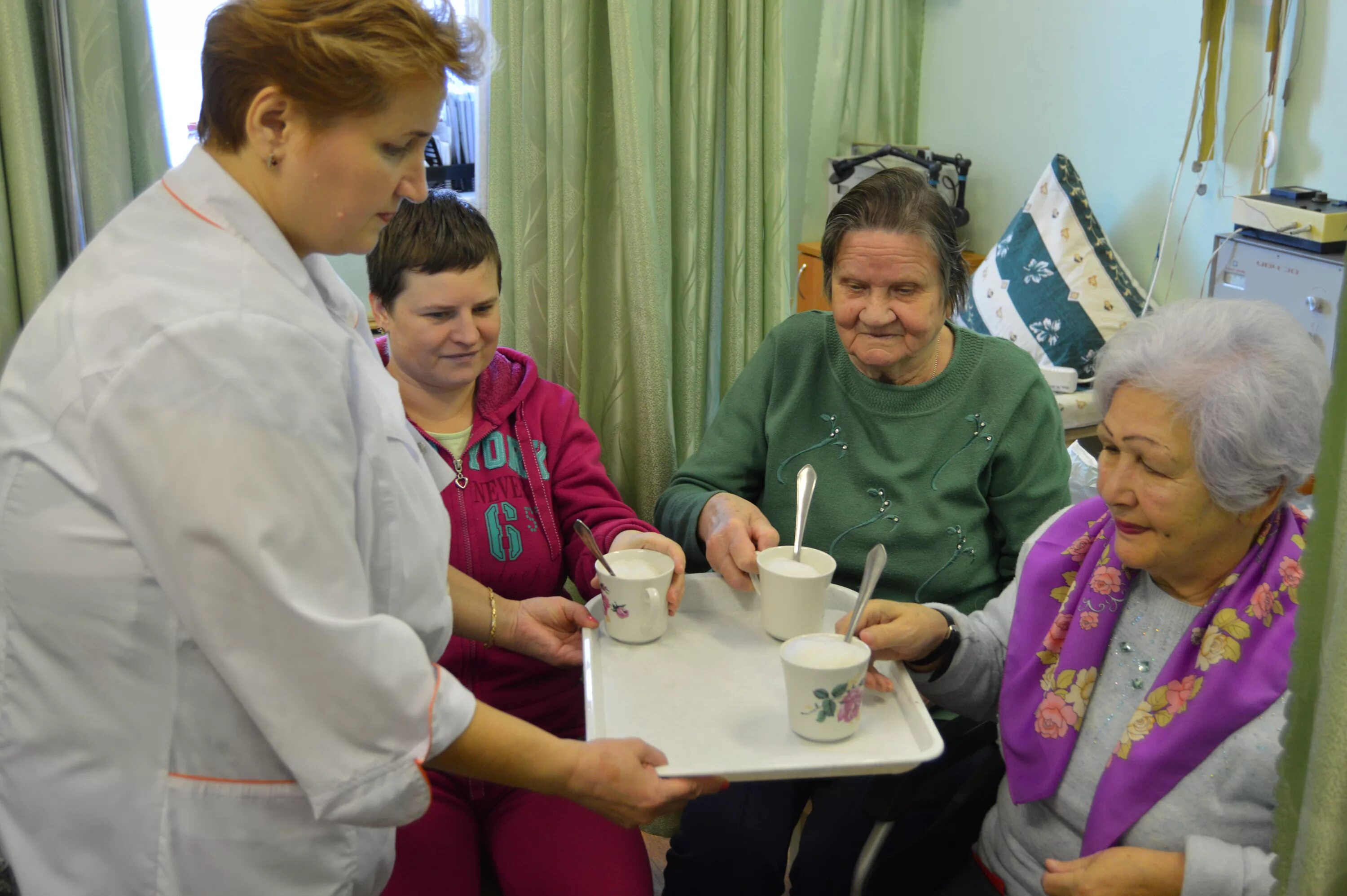 Пансионат для престарелых ногинск. Дом престарелых ногинск. Ногинский пансионат для инвалидов и пожилых людей. Электрогорск пансионат ногинский. Кислородные коктейли для пенсионеров.