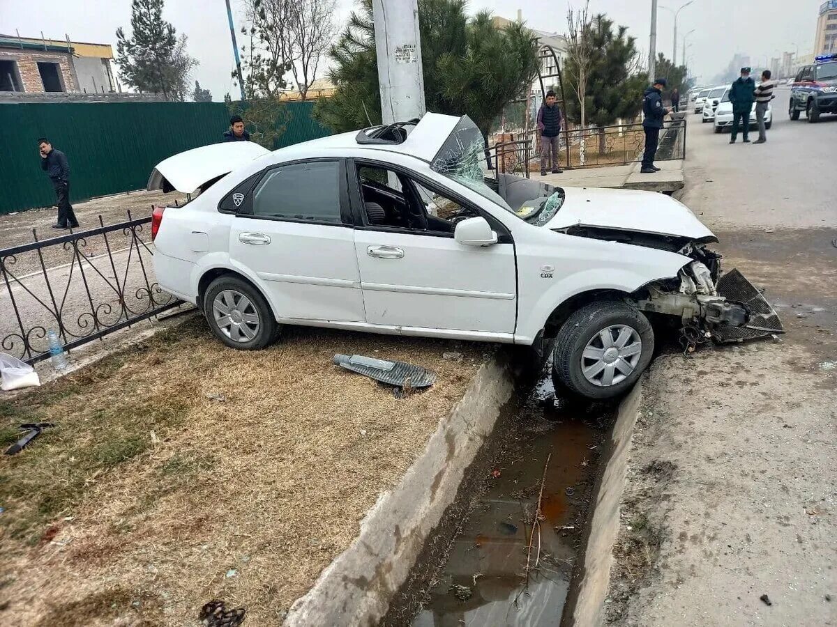 Автомобильные аварии в Узбекистане. Гибнет на дорогах