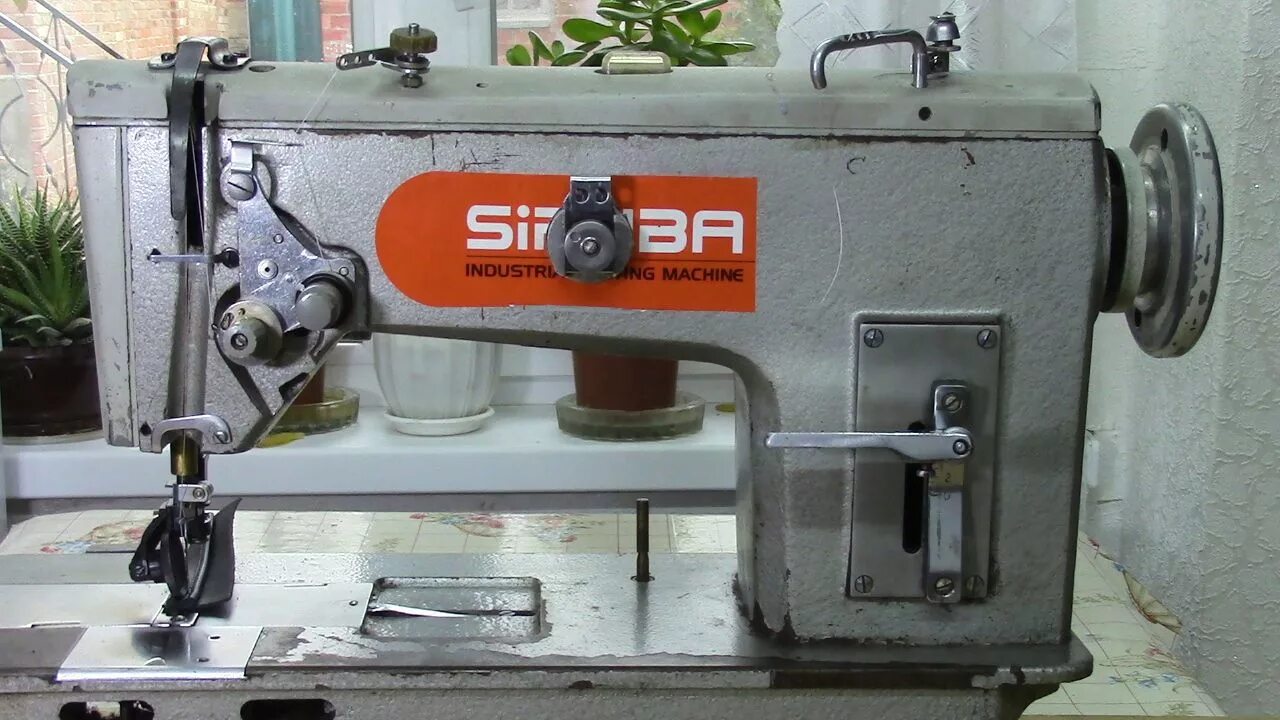 Швейная машинка подольск заправка. Промышленная швейная машина 862 класс ПМЗ. Беспосадочная швейная машина 862 класс. ПМЗ 1862. Швейная машина ПМЗ 1862.