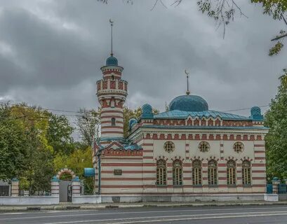 Кто построил мечеть