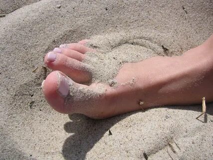 M i a feet