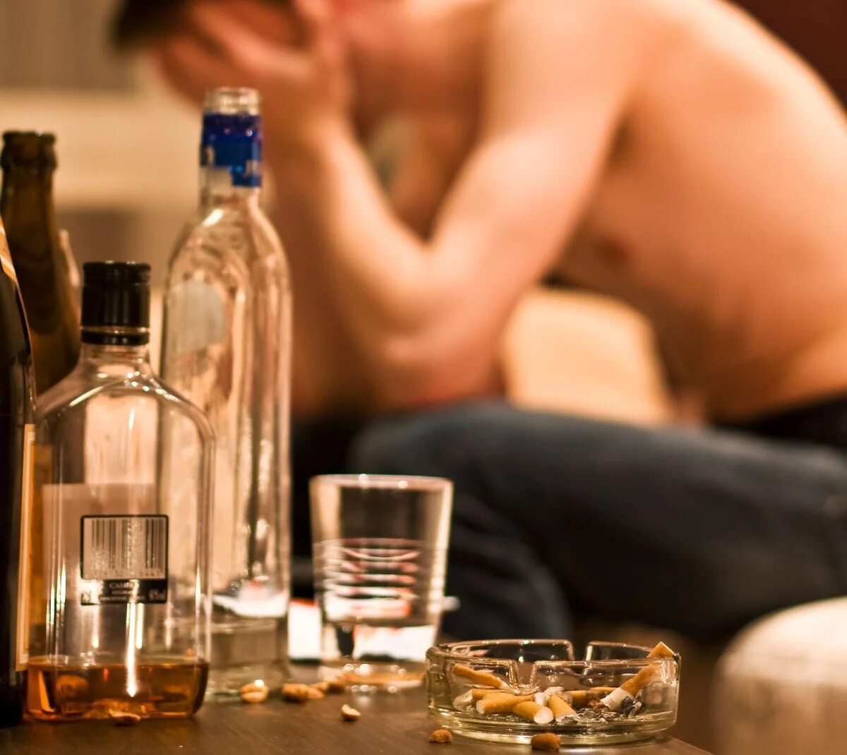 друзья веселятся.