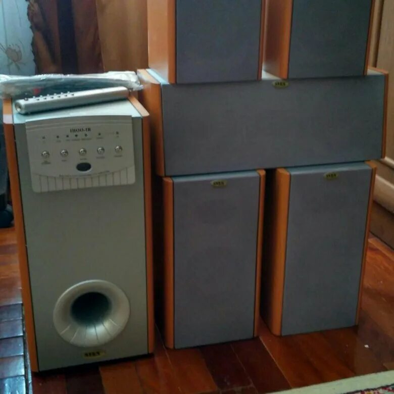 Ihoo 5.1 r. Колонки sven ihoo mt 5.1r. ihoo mt 5.1 r. акустическая система 5.1 sven ihoo-mt5.1r. f&amp;d ihoo mt 5.1..
