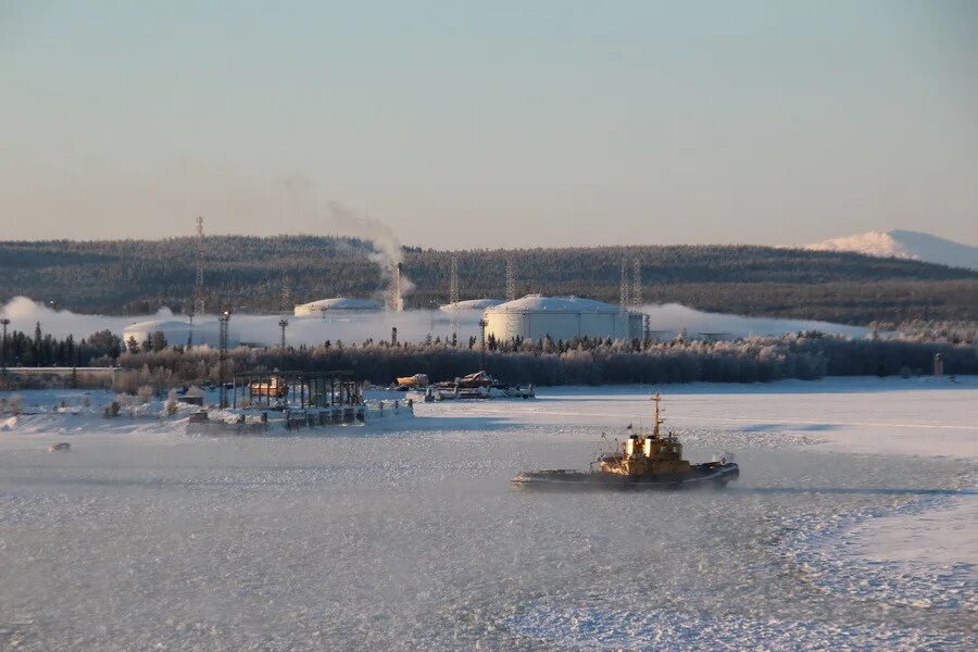Беломорская нефтебаза кандалакша. Порт витино мурманская область. Порт витино кандалакша. Порт кандалакша. Морской порт витино беломорская нефтебаза.