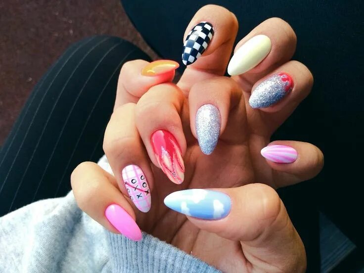 Pin by Tatiana Shupa on Маникюр Simple nail designs, Nail art, Cute nail designs