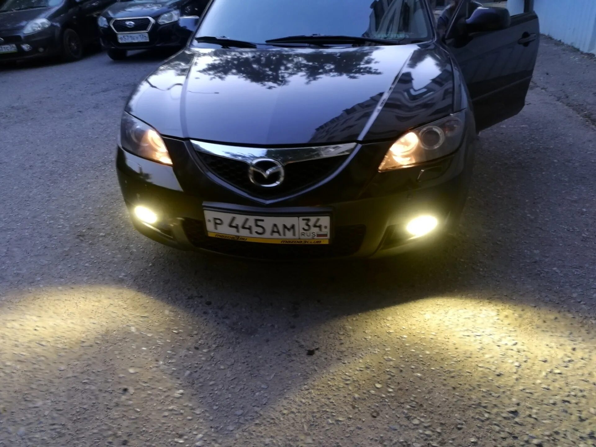 Какие лампы мазда 3 bk. Туманки диодные на мазда 3 bk 2008. мазда 3 бк лампочки туманок. мазда 3 хэтчбек 2008 1.6 механика лампочки туманок. светодиодные птф мазда 3 бк.