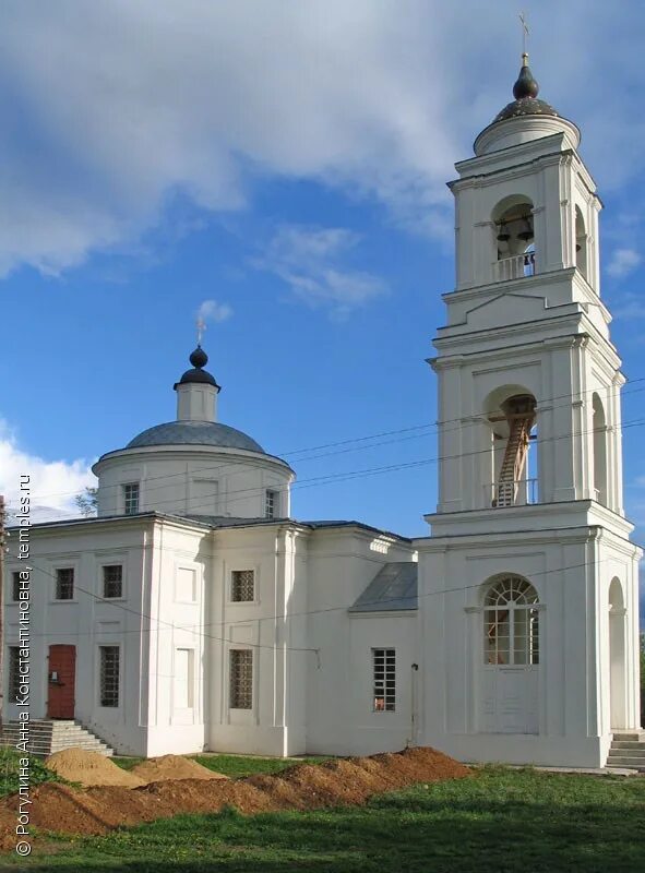 Село Кузьмищево Тарусский район Церковь. Церковь в Кузьмищево Калужской области.