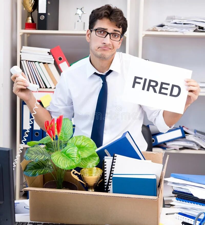 Work made. Redundant. уволенный работник. made redundant. с 13 августа увольняйте сотрудников по новым правилам.