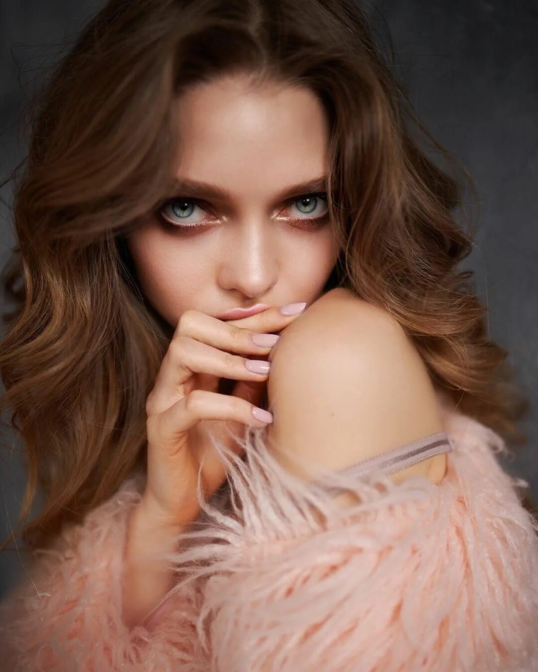 Another ghost 46. Арюна тардис телеграмм. Another beauty. Ailah overton. Great voice.