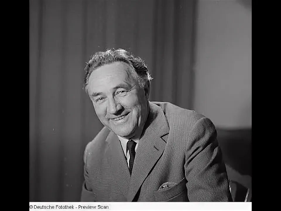 Robert corff. Фриц актер. Фріц. Фриц диц. Фриц лейбер.