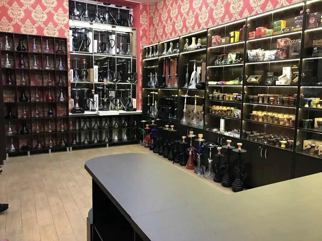 Четыре как три интернет магазин курск каталог. Часы мужские в централ парке курск. В курске дешевый магазин одежды. Адрес школы 27 курск вебинар. Курск магазины.
